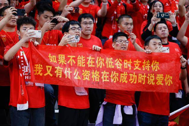 不是廖三宁！非关徐昕！塞尔维亚主帅一席话扒开中国男篮赢球关键